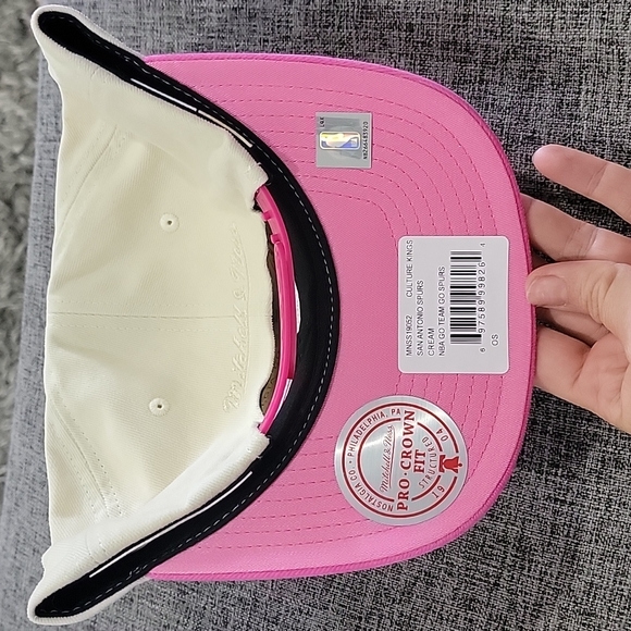 San Antonio Spurs Pro Crown Snapback - Picture 7 of 8